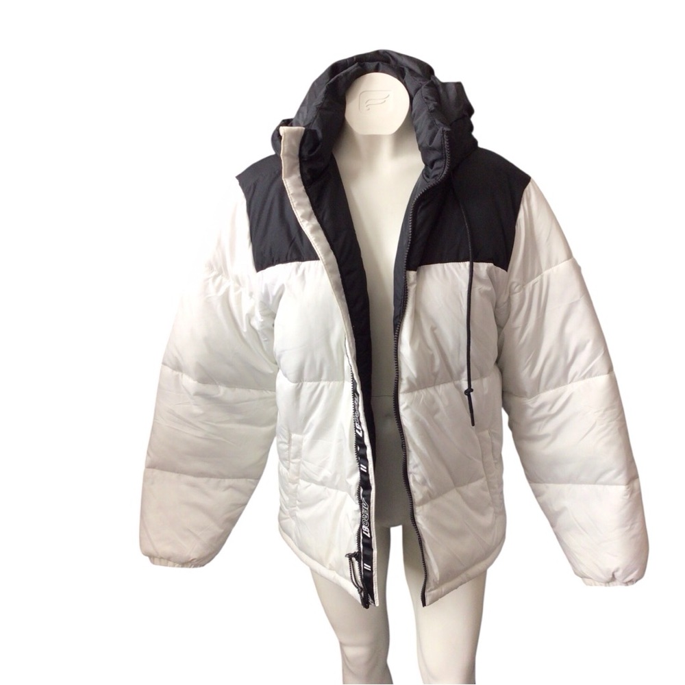 Aeropostale Black Remixed Down Ski Jacket EUC size Medium